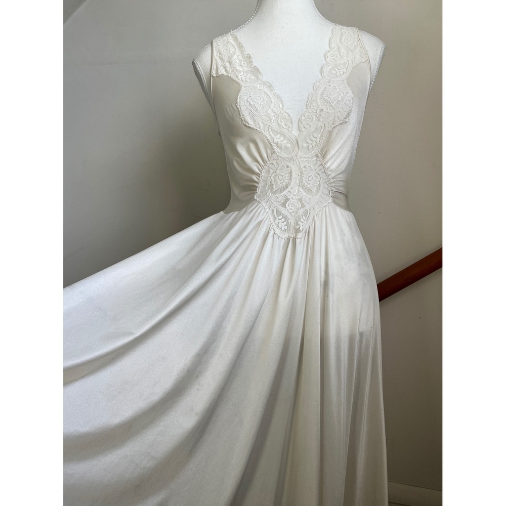 Vintage Maxi Nightgown Dress Small Ivory Lace Coquette Bridal Wedding Night